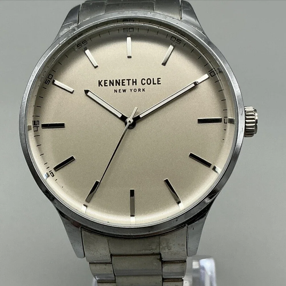 Kenneth Cole GG26556 Mens Watch 43mm Champagne Dial Silver Tone New Batt 6.75